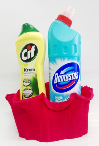 Почистващи препарати CIF + Domestos
